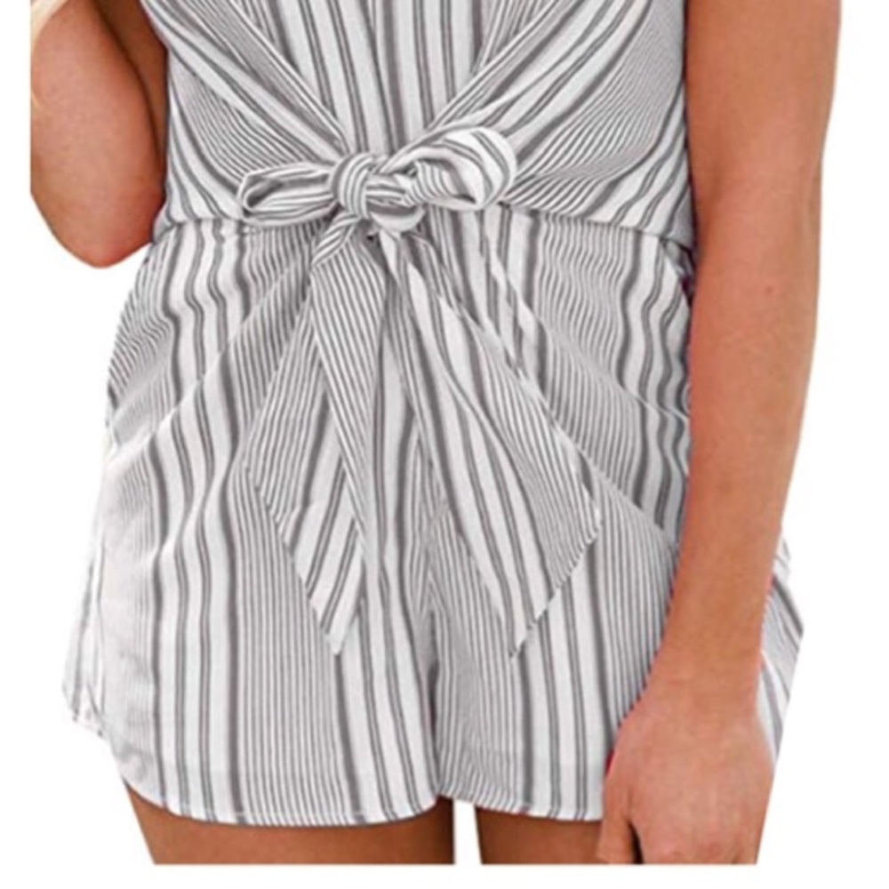 NWT•XL-2X•Giselle Gray & White Striped Romper•NWT - Picture 3 of 8